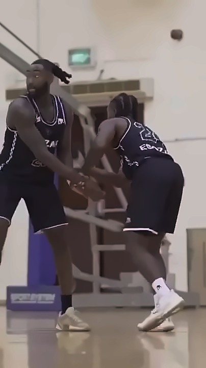Qatar, close action