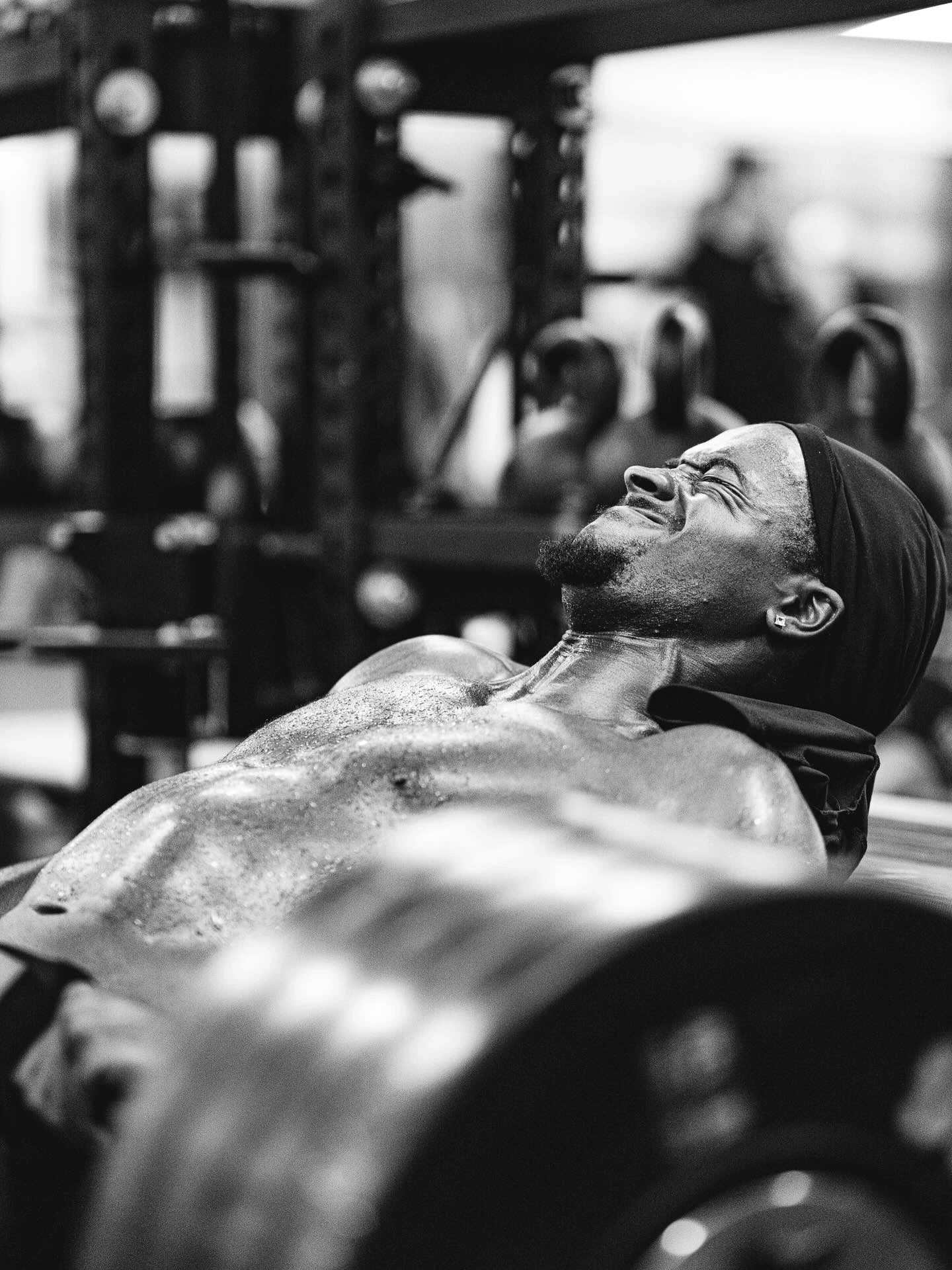 DK at the top of a press, head back